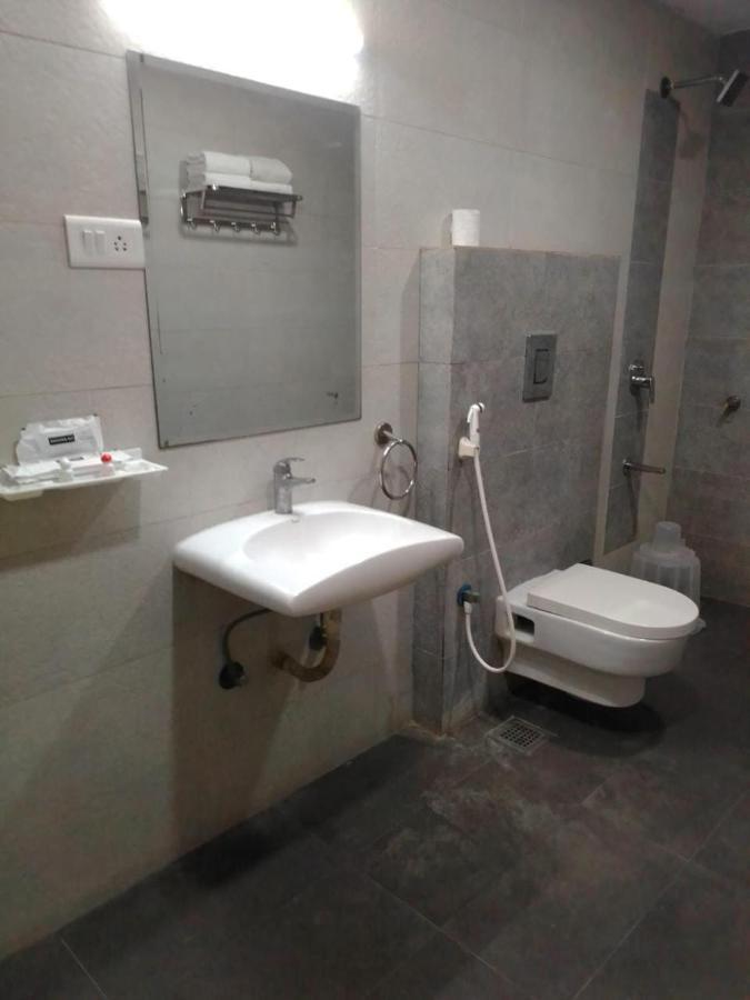 Kinara Grand - Ramanthapur 3*
